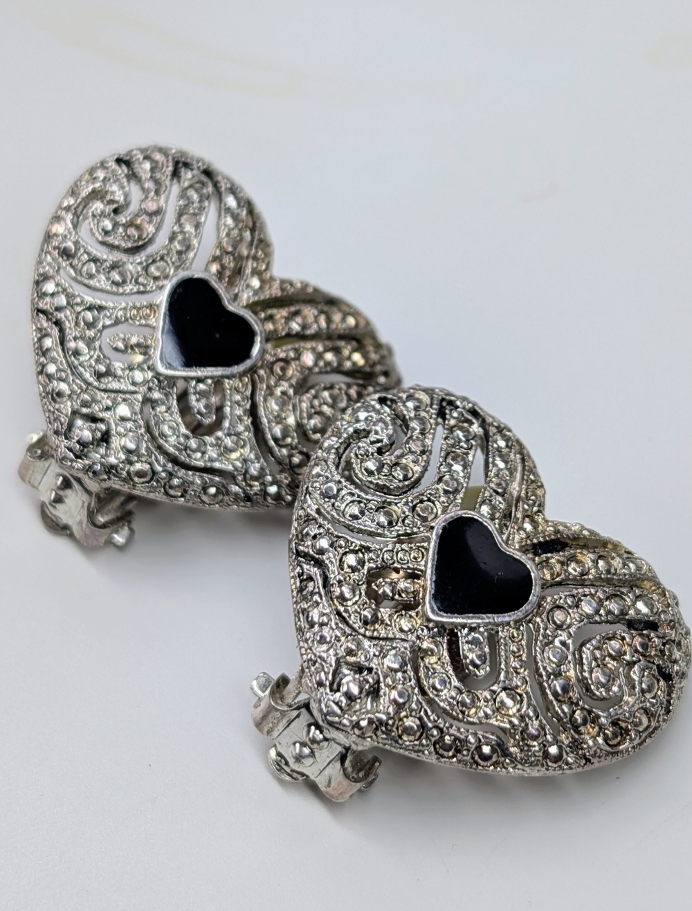 🩷 Vintage Marcasite Heart Clip On Earrings *4 For $20*